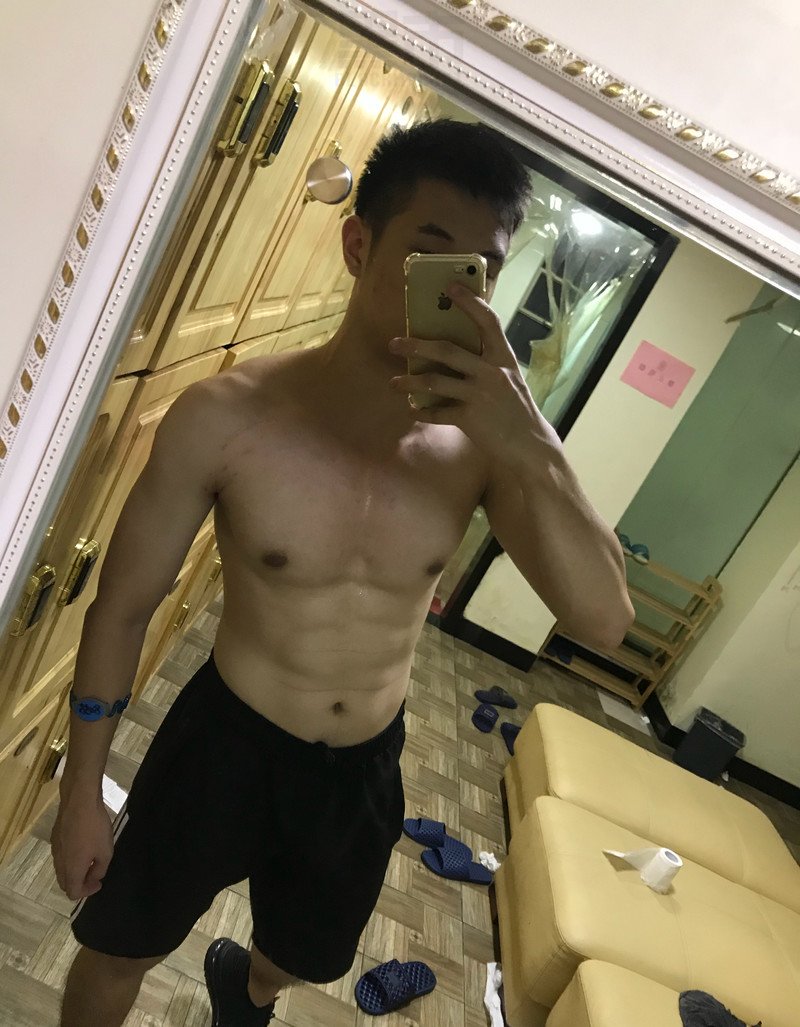 M161_男套图437照片+18视频（爱自拍爱健身的小年轻男士真实生活照、帅气好身材小男生套图片）-4
