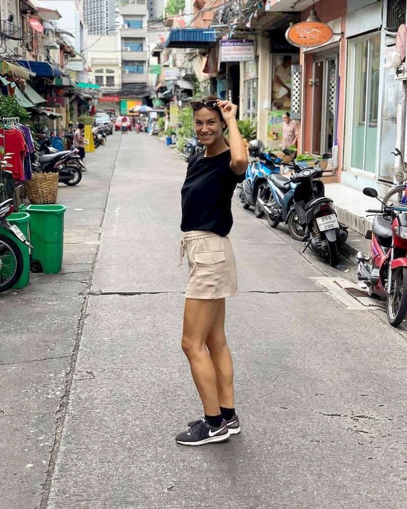 欧美美女生活照素材289照片+4视频（金发美女时尚女生朋友圈套图 女生微信朋友圈）F817-11