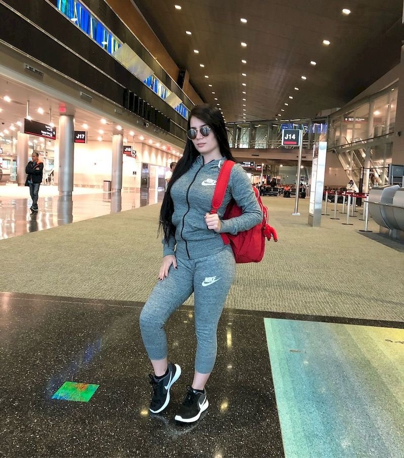 外国美女生活照素材366照片+44视频（微商营销同人图片 外国年轻美女 欧美三方人物包装素材）F806-10