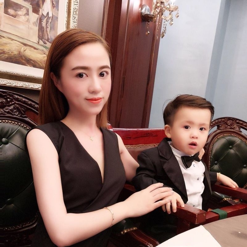 【狗推新人设】套图白富美女孩生活工作吃喝玩乐453照片17视频-真实美女生活照朋友圈包装素