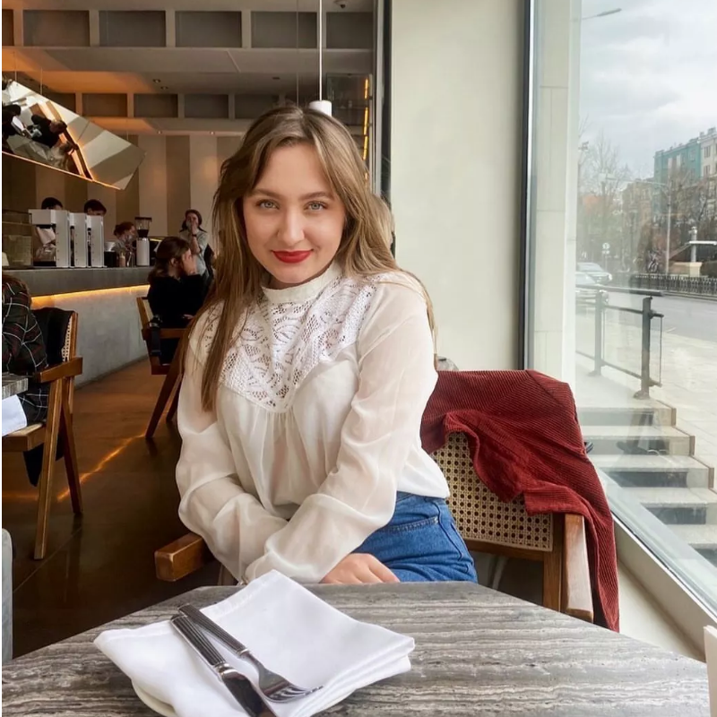 CC142（546张图+23个视频）英国美女套图素材_爱旅游，有工作照，出海游玩，闺蜜聚会，视频没
