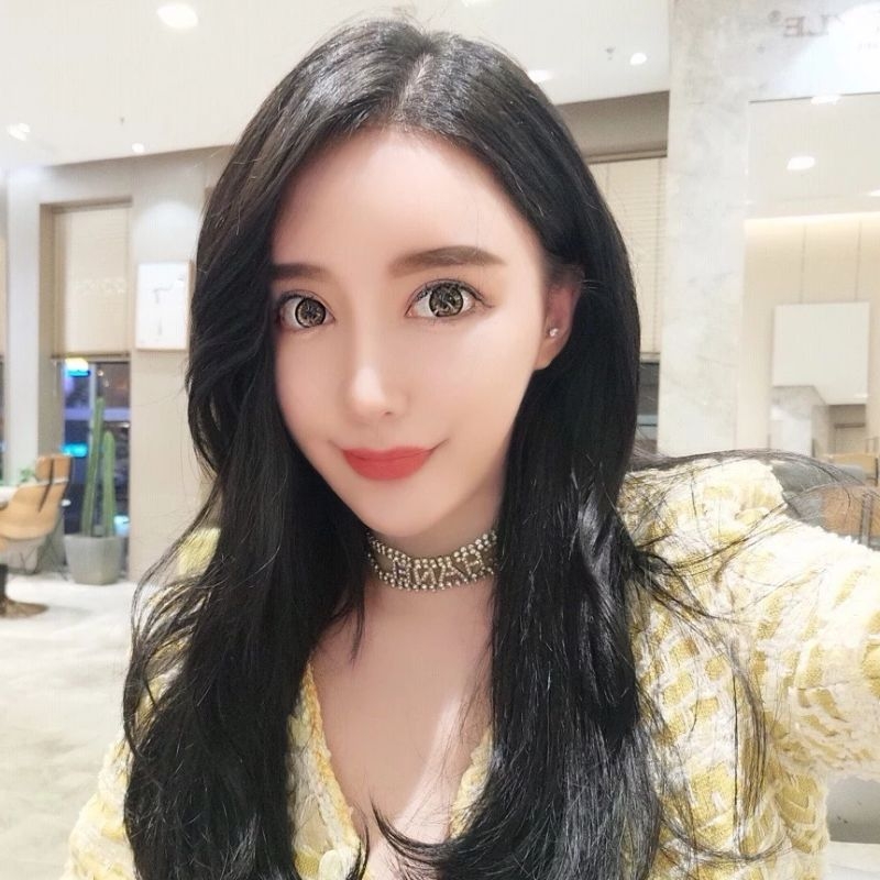 FF155（937+39）已婚白富美宝妈带一个女孩_生活奢侈有豪车豪宅_到处旅游吃喝玩乐