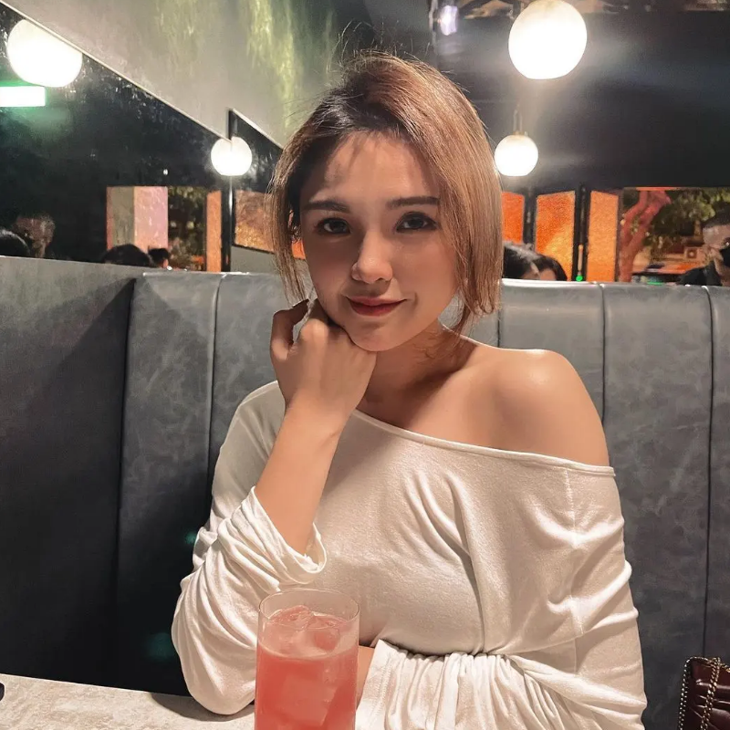 CC239（1054张图+65个视频）台湾成熟御姐照片素材_美女人设包装图片_高尔夫，高质量生活，有钱